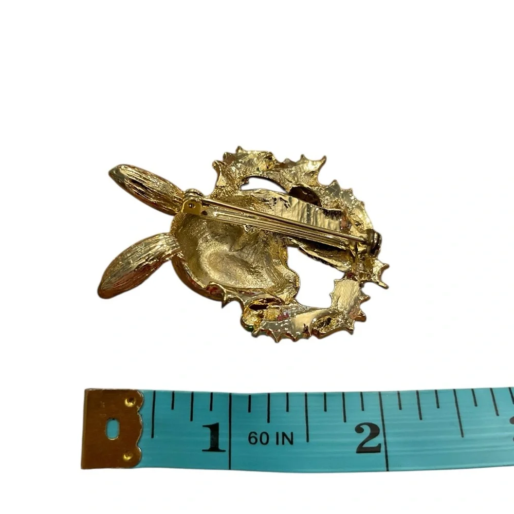 VTG Christmas‎ Reindeer Wreath Rhinestone Enamel Gold Tone Brooch Pin Woodland